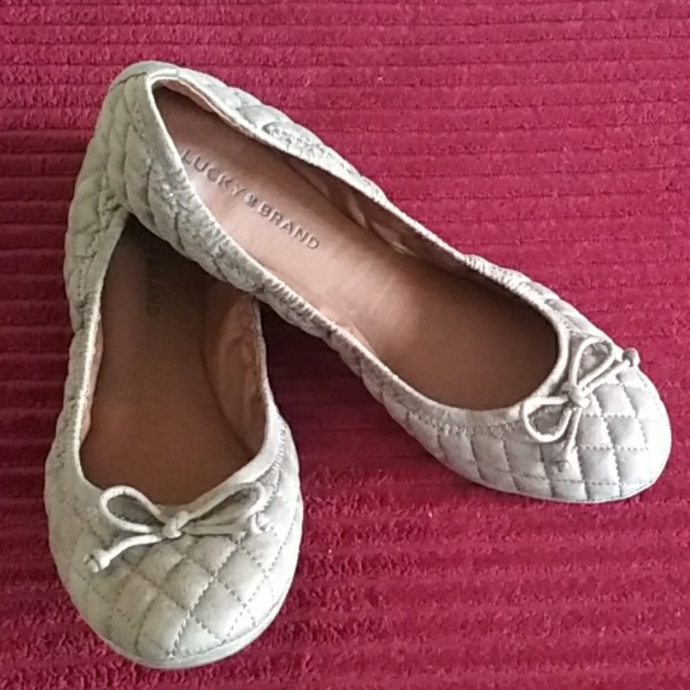 LUCKY BRAND FLAT SHOES.